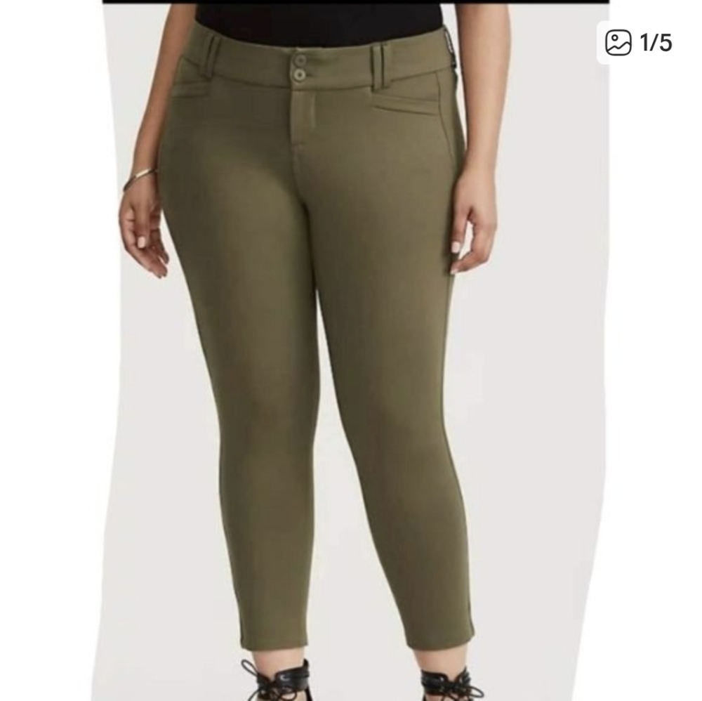 Torrid Green Ponte Ankle Skinny Pants Size 22 EUC